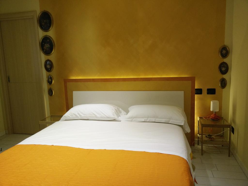 Casa Vacanze Bellovello Barbaresco Exteriör bild
